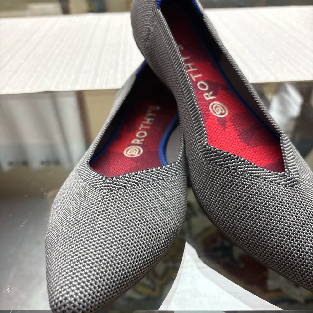 Rothy's Gray Knit Flats with Blue Trim, never  used! Size 10.5 - Picture 6 of 10